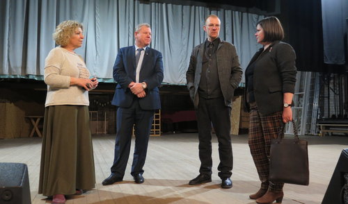 Anykščiuose lankėsi Lietuvos nacionalinio dramos teatro vadovybė