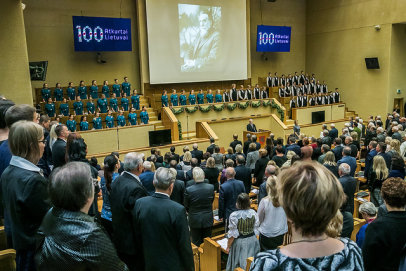 Seimas pradėjo Valstybės atkūrimo šimtmečio minėjimą